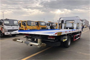 金秀汽车救援补胎